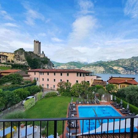 Hotel Luna Rossa (Adults Only) Malcesine Bagian luar foto