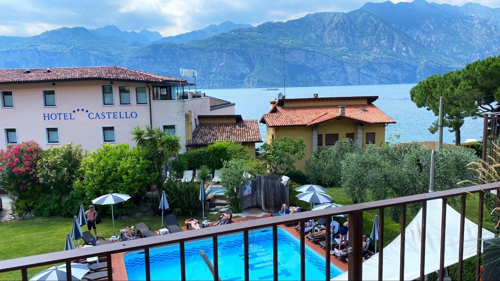 Hotel Luna Rossa (Adults Only) Malcesine Bagian luar foto