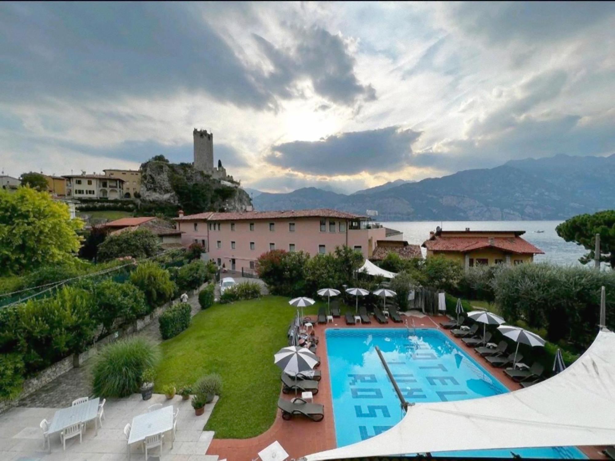 Hotel Luna Rossa (Adults Only) Malcesine Bagian luar foto