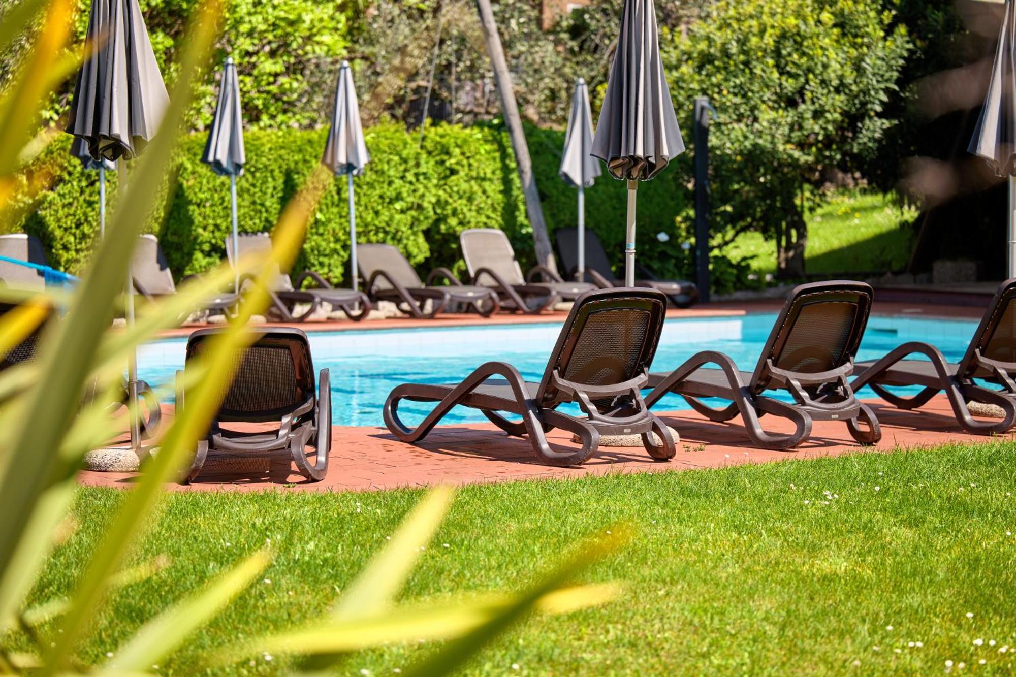 Hotel Luna Rossa (Adults Only) Malcesine Bagian luar foto